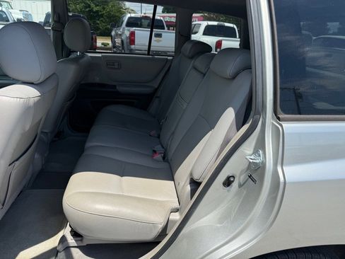 Used 2006 Toyota Highlander 2WD image 12