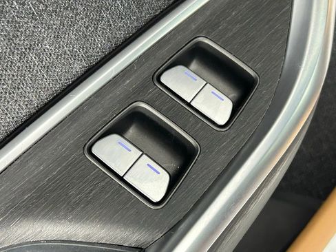 Used 2023 Lucid Air Touring image 38