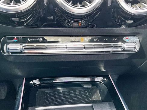 Certified 2023 Mercedes-Benz GLA 250 4MATIC image 18