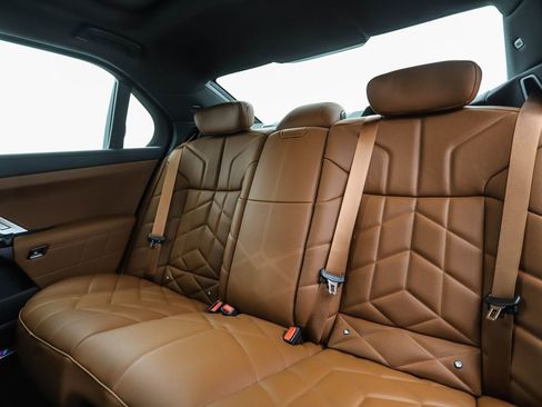 New 2026 BMW 740i xDrive image 24