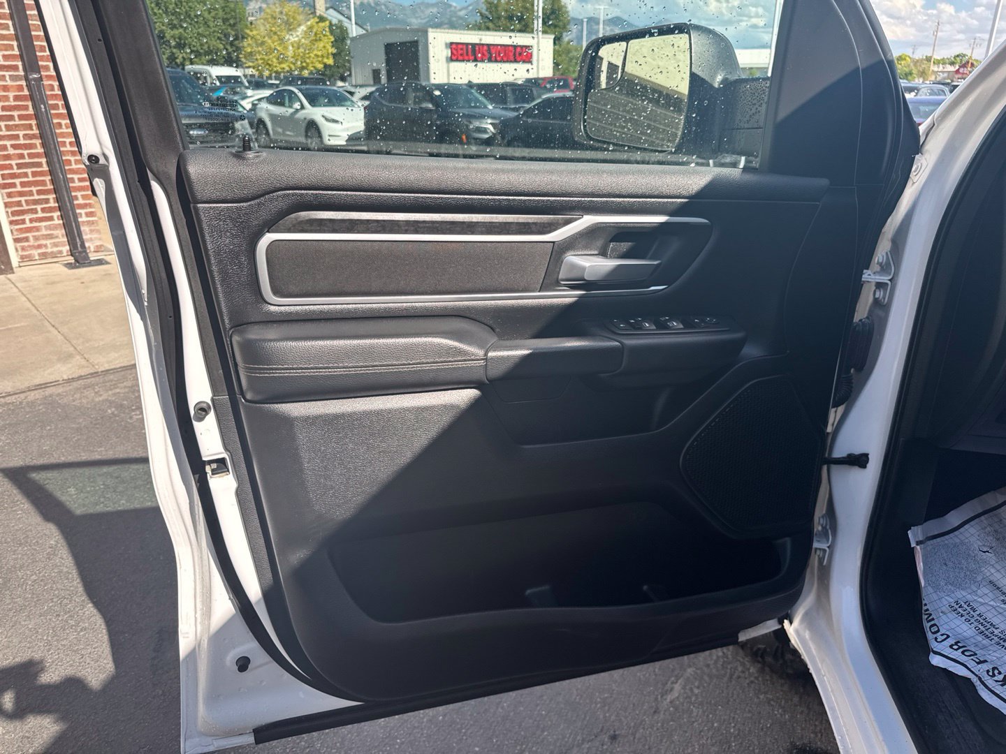Used 2023 RAM 1500 Big Horn AWD/4WD image 18