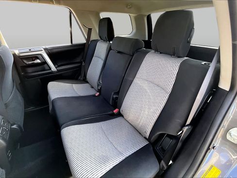 Used 2016 Toyota 4Runner SR5 RWD image 19