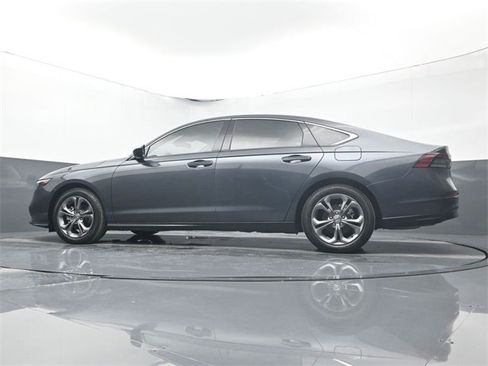 Used 2024 Honda Accord EX image 9