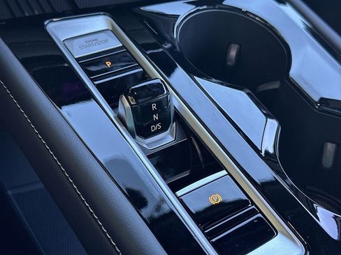 New 2025 Volkswagen Atlas Cross Sport SEL Premium R-Line image 20