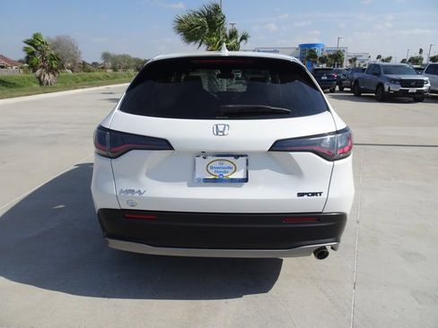 Certified 2023 Honda HR-V Sport image 5