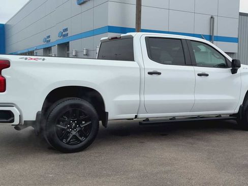 Certified 2023 Chevrolet Silverado 1500 Custom image 2