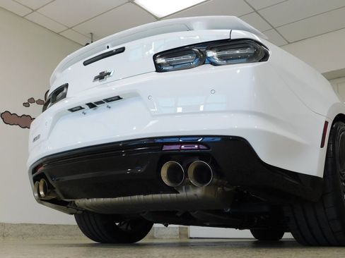 Used 2024 Chevrolet Camaro ZL1 RWD image 85