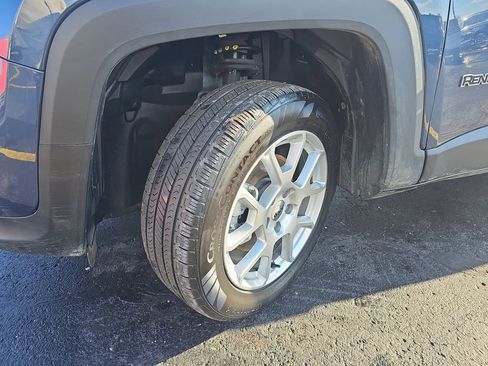 Used 2022 Jeep Renegade Latitude w/ Convenience Group image 31