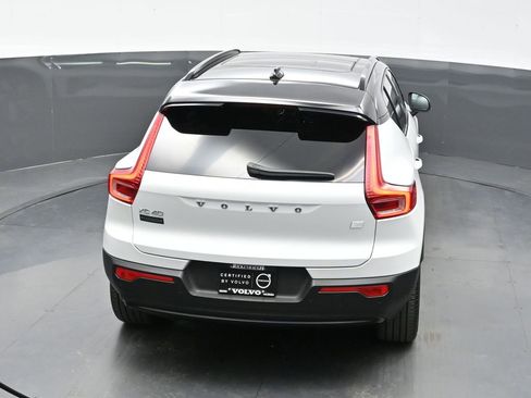 Used 2023 Volvo XC40 Recharge Ultimate w/ Protection Package Premier image 23