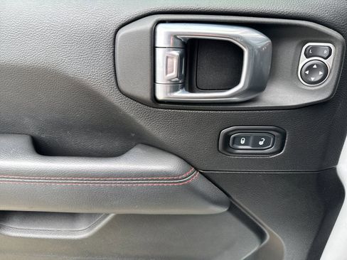 Used 2021 Jeep Wrangler Unlimited Rubicon image 10