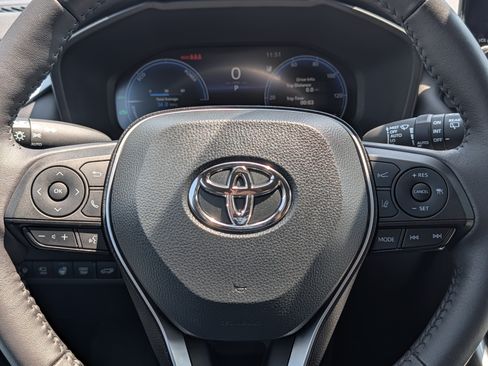 Used 2023 Toyota RAV4 XSE AWD/4WD image 25