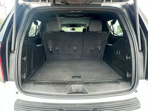 Used 2024 Chevrolet Suburban LT AWD/4WD image 26