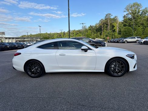 Used 2024 Mercedes-Benz CLE 300 4MATIC Coupe image 14