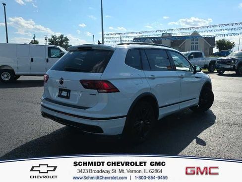 Used 2022 Volkswagen Tiguan SE R-Line AWD/4WD image 5