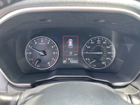 Used 2025 Subaru Outback Limited AWD/4WD image 16