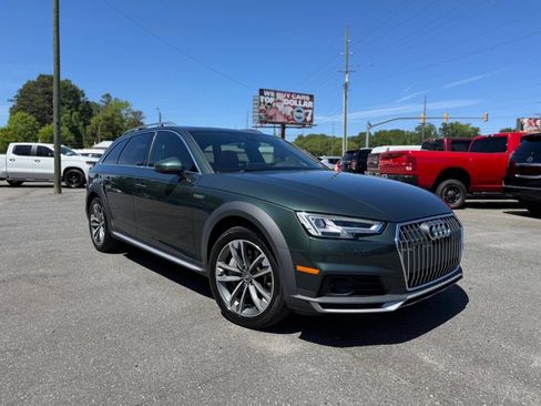 Used 2018 Audi A4 2.0T allroad Prestige w/ Prestige Package image 2