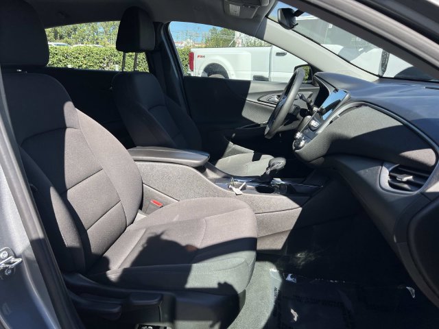 Used 2023 Chevrolet Malibu LT FWD image 33