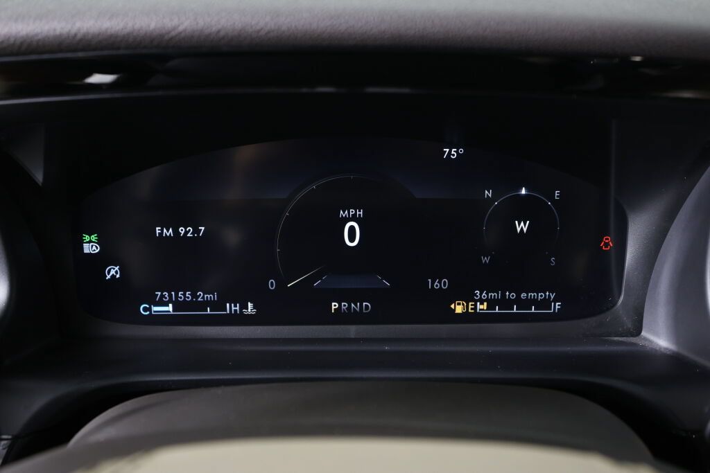 Used 2021 Lincoln Aviator AWD w/ Class IV Trailer Tow Package image 34