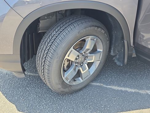 Certified 2024 Honda Ridgeline RTL image 32