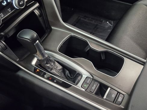 Used 2022 Honda Accord Sport image 19