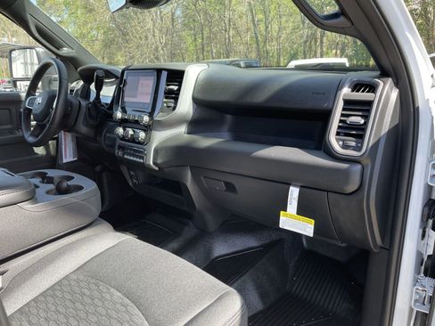 New 2026 RAM 3500 Tradesman AWD/4WD image 36