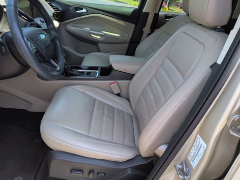 Used 2018 Ford Escape SEL FWD image 15