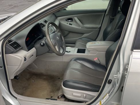 Used 2007 Toyota Camry LE image 16