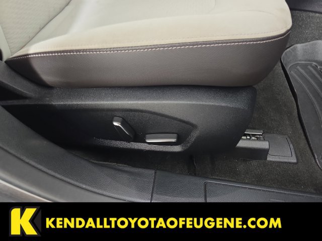 Used 2019 Ford Fusion SE w/ Equipment Group 151A FWD image 29
