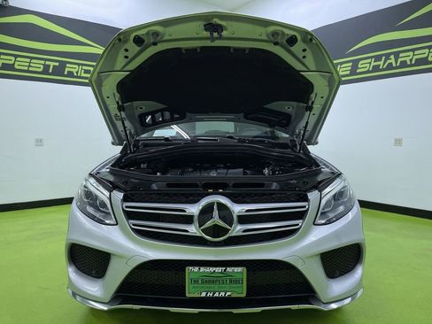 Used 2016 Mercedes-Benz GLE 400 4MATIC image 4