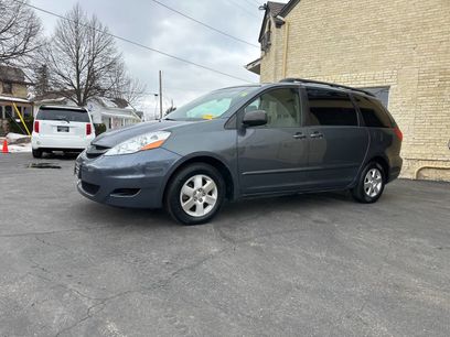 Used 2010 Toyota Sienna CE