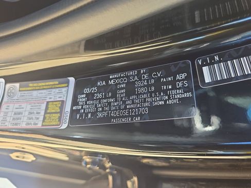 Used 2025 Kia K4 FWD image 35