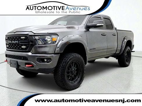 Used 2022 RAM 1500 Big Horn w/ Night Edition AWD/4WD image 1