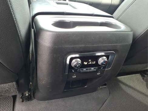 Used 2023 GMC Yukon Denali w/ Max Trailering Package AWD/4WD image 8
