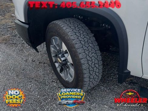 Used 2025 Chevrolet Silverado 2500 Custom w/ Custom Convenience Package AWD/4WD image 25