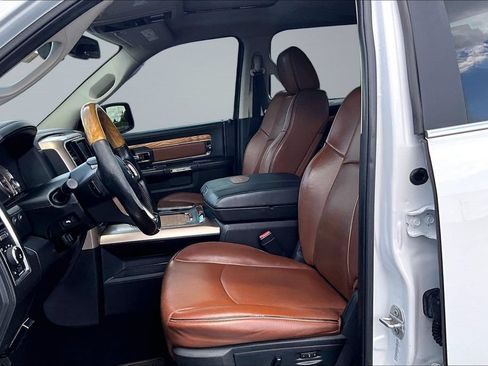 Used 2018 RAM 1500 Laramie Longhorn AWD/4WD image 26