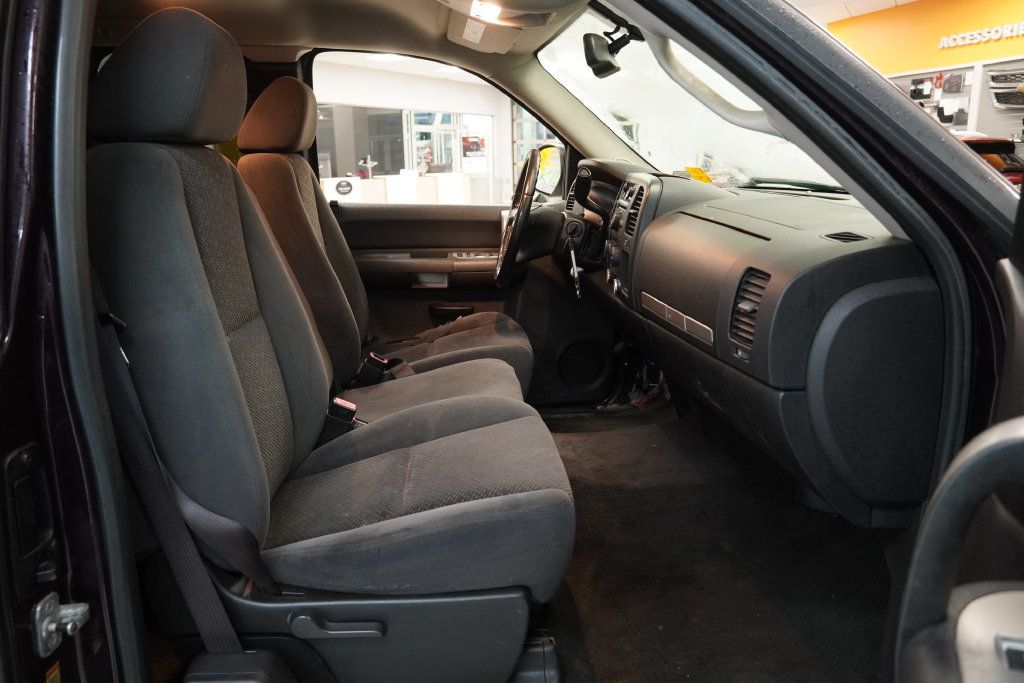 Used 2008 Chevrolet Silverado 1500 LT w/ Power Pack Plus RWD image 32