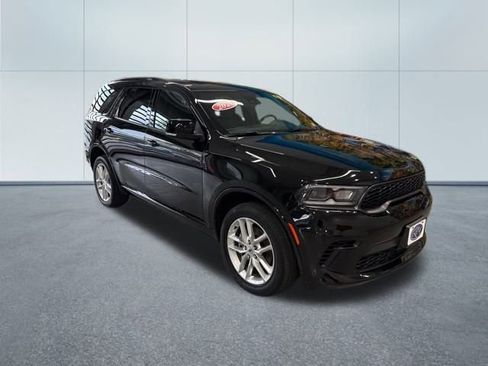 Used 2024 Dodge Durango GT image 11