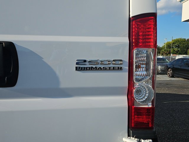 Used 2025 RAM ProMaster 2500 w/ Convenience Group FWD image 6
