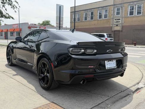 Used 2019 Chevrolet Camaro LT w/ RS Package RWD image 7