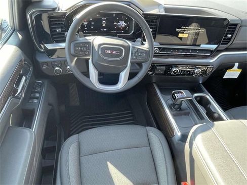 New 2026 GMC Sierra 1500 Elevation image 11