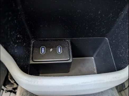 Used 2024 Hyundai Kona SEL w/ Convenience Package FWD image 17