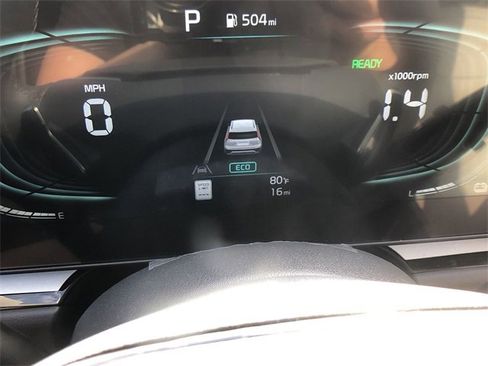 New 2025 Kia Niro EX image 15