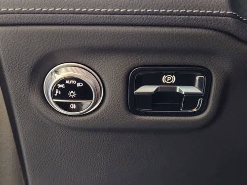 Used 2023 Mercedes-Benz EQS 450+ SUV image 20