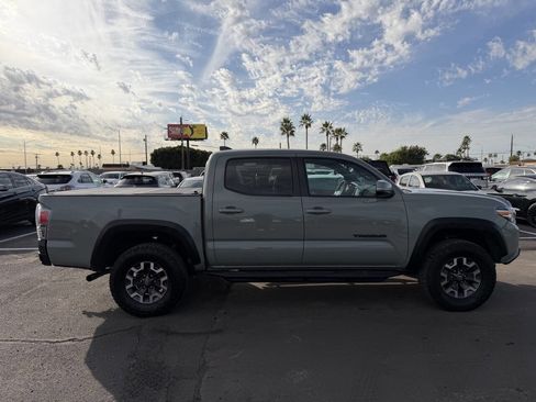 Used 2022 Toyota Tacoma 4x4 Double Cab image 11