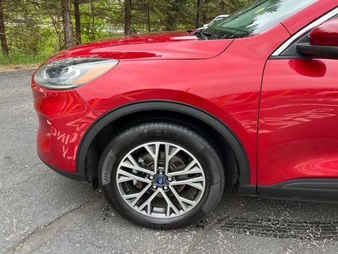 Used 2021 Ford Escape SEL AWD/4WD image 9