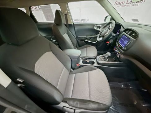 Used 2024 Kia Soul LX w/ Option Group 015 image 25