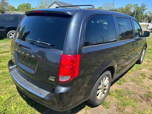 Used 2014 Dodge Grand Caravan SXT FWD image 5