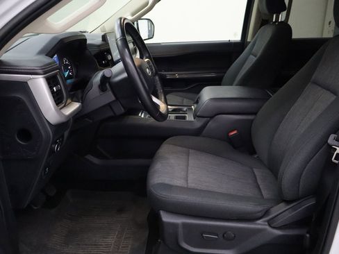 Certified 2022 Ford Expedition XLT image 14