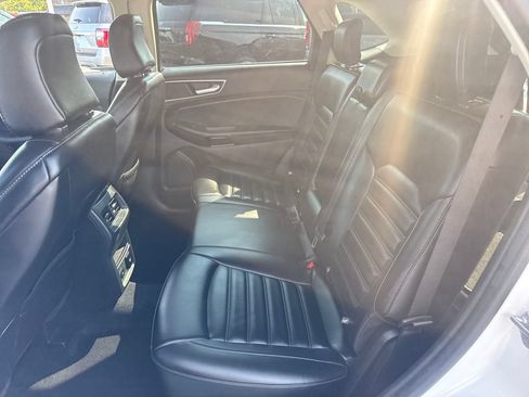 Used 2024 Ford Edge SEL w/ Convenience Package AWD/4WD image 17