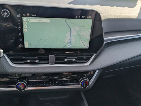 New 2026 Chevrolet Equinox LT w/ Convenience Package II image 23